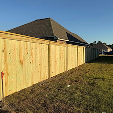 266-Ft-Cap-and-Trim-Privacy-Fence-Installation-in-Long-Beach-MS 3